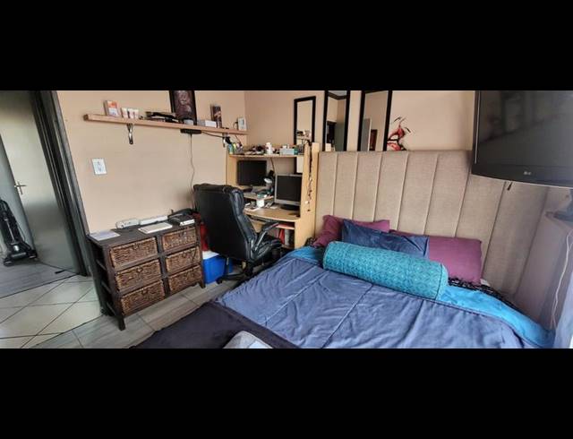 3 BEDROOM TOWNHOUSE FOR SALE IN ELANDSFONTEIN